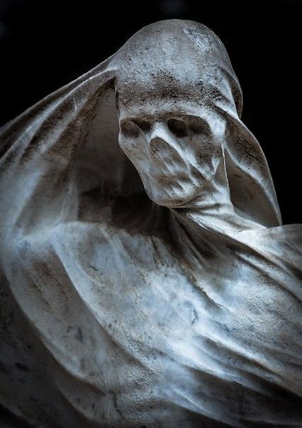 Veiled skeleton statue Cemetery Statues, Yennefer Of Vengerberg, Cemetery Art, Greek Sculpture, Skeleton Art, Old Anime, Tattoo Photo, Horror Art, Dark Art