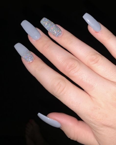 Grey Glitter Ombre Nails, Light Blue And Grey Nails, Gray Prom Nails, Grey Prom Nails, Grey And Glitter Nails, Gray And Silver Nails, Gray Nails With Glitter, Gray Glitter Nails, Grey Glitter Nails