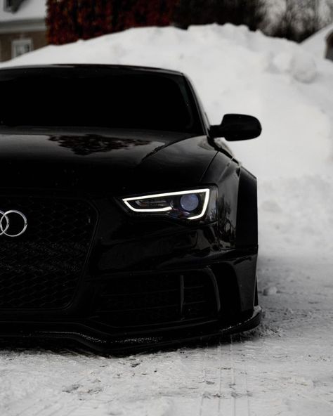 Rs5 Sportback, S5 Wallpaper, Audi Rs5 Sportback, Dream Cars Audi, Black Cars, Audi Rs5, Audi S5, Abandoned Cars, Audi Cars