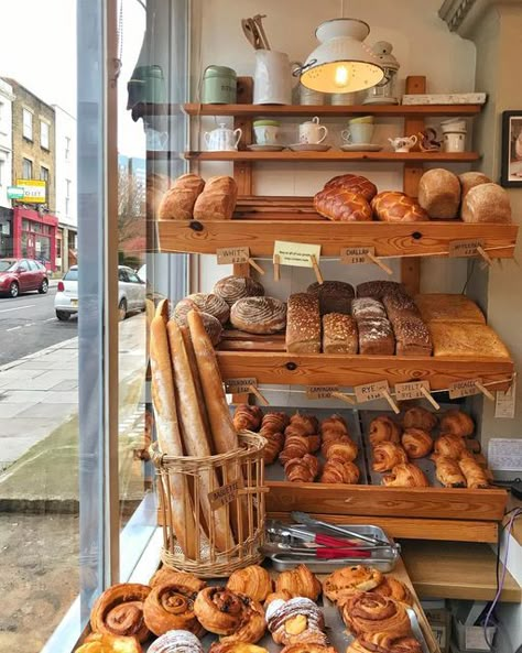 Fresh Croissant, Cafe Design Inspiration, Croissant Bread, Pastry Display, Opening A Bakery, Cosy Cafe, Bakery Interior, Small Bakery, Bakery Design Interior