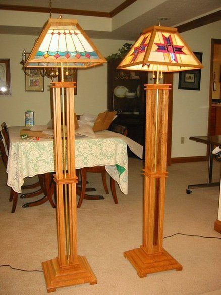 Mission Style Floor Lamps Craftsman Lamp, Mission Style Floor Lamps, Craftsman Style Table, Mission Lamp, Craftsman Lamps, Lamp Design Ideas, Whale Lamp, Glass Flooring, Lamp Pattern