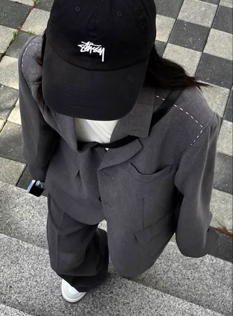 Stussy Cap, Face Reference, Tomboy Style Outfits, Tomboy Fashion, How To Pose, 가을 패션, Dream Clothes, Outfits Ideas, Fashion Killa