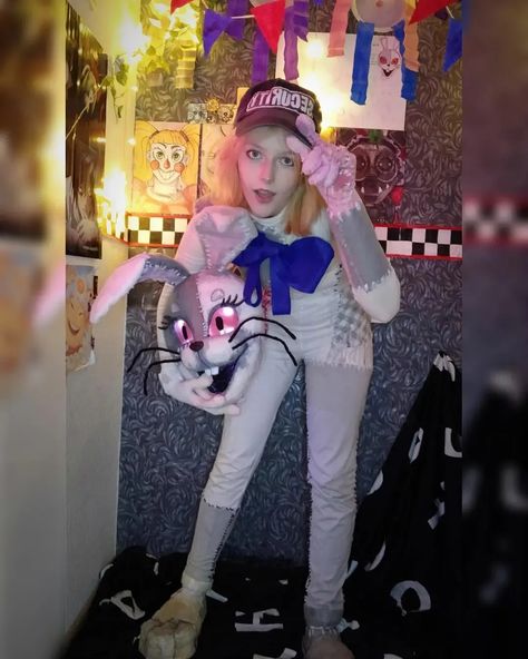 Vanessa Cosplay Fnaf, Vanny Cosplay Fnaf, Marionette Fnaf Cosplay, Vanny Cosplay, Fnaf Vanessa, Fnaf Outfits, Vanessa Fnaf, Fnaf Cosplays, Zombie Cosplay