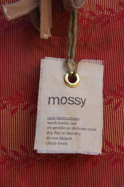 Diy Hang Tags, Clothing Labels Design, Hang Tags Clothing, Hang Tag Design, Clothing Packaging, Climb Trees, Pretty Packaging, Clothing Tags, Creative Packaging