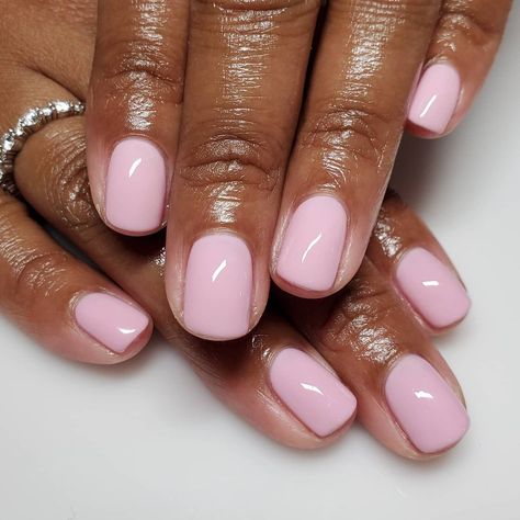 NiCole on Instagram: “"Hollywood & Vibe" @opi #hollywood&vibe” Baby Pink Toes Nails, Baby Pink Dip Nails, Subtle Pink Nails, Baby Pink Manicure, Baby Pink Gel Nails, Dipped Nails Ideas Spring, Baby Pink Nail Polish, Italy Nails, Dream Salon