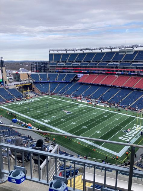 First Patriots game Patriots Aesthetic Wallpaper, Patriots Aesthetic, Patriots Vs Loyalists, Patriots Stadium, Patriots Jersey, Patriots Game, Gillette Stadium, Palace, Building