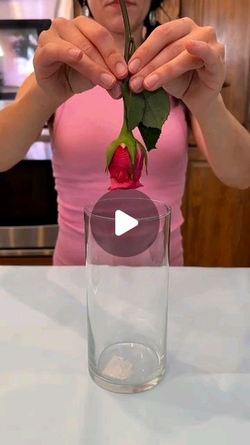 How To Decorate Candle Holders With Flowers, Diy With Orbeez, Cylinder Vase Centerpiece Wedding Diy, Glass Vases Decor Ideas Centerpieces, Water Candle Centerpiece, 18th Birthday Centerpiece Ideas, Vase Filler Ideas For Fake Flowers, Clear Orbeez Centerpieces, Orbeez Ideas Decor