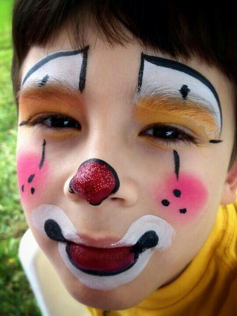 Clown face painting                                                                                                                                                                                 More Easy Clown Makeup, Mime Face Paint, Creepy Clown Makeup, Clown Face Paint, Theme Carnaval, Clown Face, Clown Party, Kids Face Paint, Cute Clown