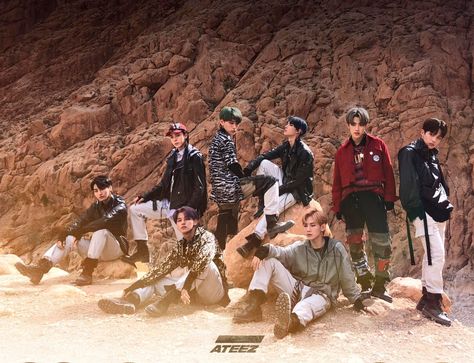 ATEEZ - "TREASURE EP.1 : All To Zero" - 'Pirate King' - 'Treasure' | Seong Hwa, Yun Ho, San, Yeo Sang, Hong Joong, Min Gi, Woo Young y Jong Ho. Ateez Pirate, Ateez Treasure, 2000 Songs, Debut Photoshoot, Purple Heart Wood, King Outfit, Color Coded Lyrics, Pirate King, Color Vibe