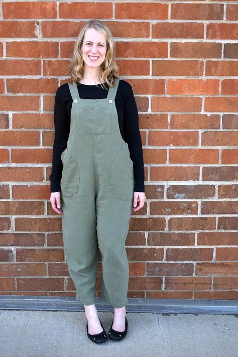 Yanta Overalls, Casual Stylish Outfits, Winter Outfits 2020, Mommy Fashion, Style Inspiration Spring Summer, Clothing To Make, Style Overalls, Wardrobe Planning, Mommy Style