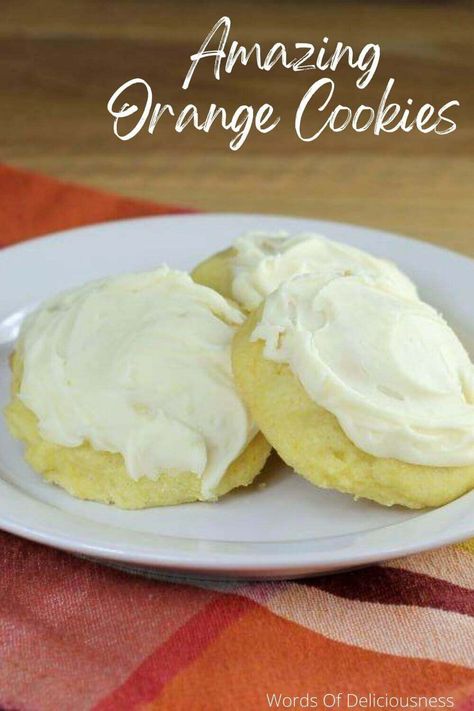 Amazing orange cookies soft crumbly cookies with the flavor of orange and topped with a creamy frosting. #orangecookies, #amazingorangecookies, #wordsofdeliciousness School Cookies Recipe, Tart Desserts, Orange Icing, Bite Size Cookies, Orange Cookies, Tart Dessert, Classic Cookies, Orange Recipes, Cookies Ingredients