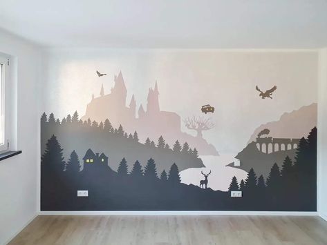 Harry Potter Nursery Painting, Harry Potter Mural Ideas, Nursery Harry Potter Theme, Harry Potter Theme Wall Painting, Harry Potter Bedroom Mural, Baby Nursery Inspiration Small Room, Harry Potter Nursery Wallpaper, Harry Potter Nursery Wall, Harry Potter Bedroom Wallpaper