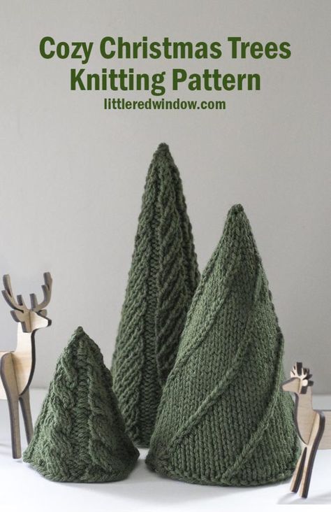 Knitted Trees Free Pattern, Christmas Tree Knitting Patterns Free Xmas, Free Knitting Patterns Christmas Decorations, Knitted Xmas Trees, Knitting Christmas Tree, Christmas Tree Knit, Knitted Christmas Tree Pattern Free, Xmas Knitting Ideas, Knit Christmas Tree Pattern