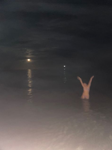 #ocean #swim #sharks #yay Midnight Swim, Ocean Swim, Sharks, Swimming