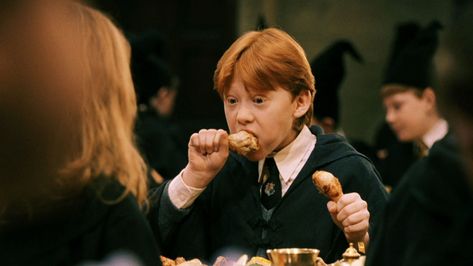 The disgusting detail about Harry Potter's Great Hall Ron Weasley, Hogwarts, Harry Potter