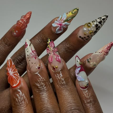 flowers & prints 🐅🌺 #nailart #flowernails #animalprint #animalprintnails #londonnailtech Almond Shape Pink Nails, Nails Almond Shape Pink, Holiday Nails Summer Acrylic, Summer Inspo Nails, Holiday Nails Summer, Nails Festival, Make Nail Art, Nails Inspo Aesthetic, Nails Almond Shape