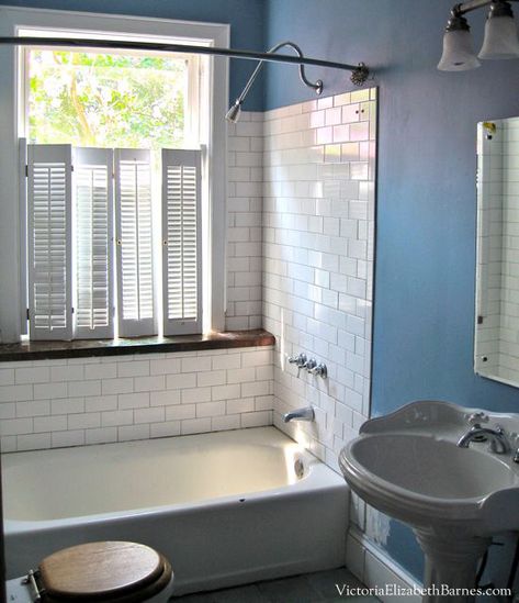 Solution to the large window IN the shower... Simple DIY cover! Bathroom Windows In Shower, Bathroom Window Coverings, Bathroom Big, Window In Shower, Shower Mirror, Bathroom Remodel Tile, Room Window, Diy Bathroom Remodel, Diy Simple