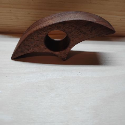 Walnut page holder #handcrafted #woodworking #handmade #woodcarving #carving #gifts #love #woodart Page Holder, Danish Oil, Thumb Holes, Wood Art, Walnut, Woodworking, Carving, Gifts