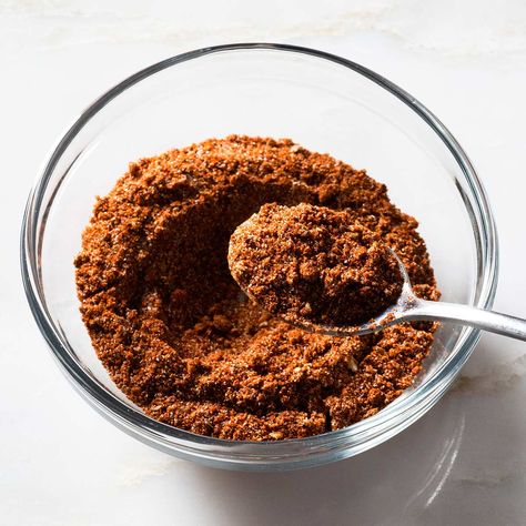 Chipotle BBQ Dry Rub Chipotle Bbq Dry Rub, Chipotle Dry Rub Recipe, Bbq Chicken Rub, Roast Gammon, Bbq Rub Recipe, Bbq Dry Rub, Wings Recipe Buffalo, Chipotle Seasoning, Smoked Chicken Wings