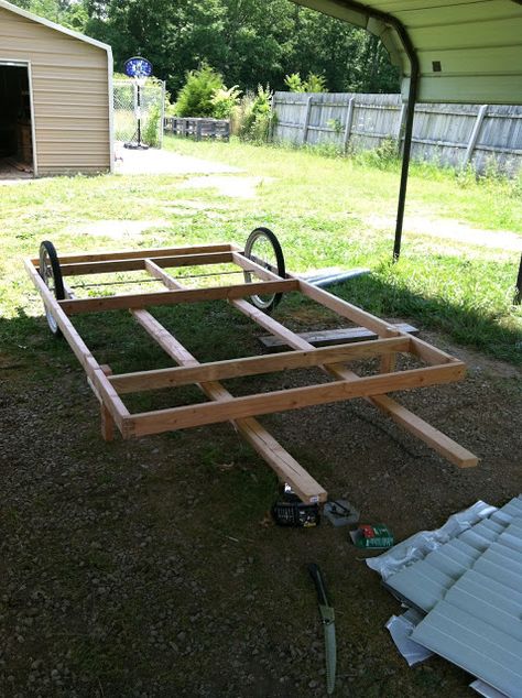 Movable Chicken Coop, Rabbit Coop, Moveable Chicken Coop, Classy Chicken, Chicken Coop On Wheels, Chicken Hut, Chicken Coop Building Plans, Mobile Chicken Coop, Farm Hacks