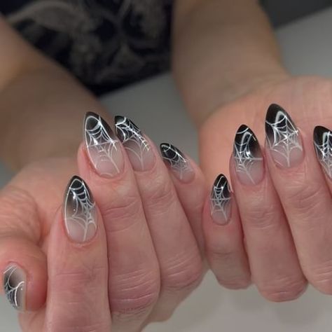 DIANA • Illinois Nail Tech • Structured Manicures • Dry Pedis (@diananailedit) • Instagram photos and videos White Chrome, Level 3, Nail Tech, Natural Nails, Long Nails, Illinois, Gel Nails, Manicure, Nail Art