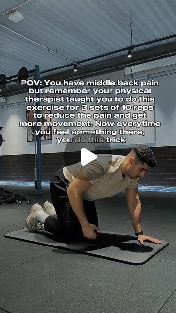 Ash - Physical Therapist, Personal Trainer and Sports Therapist on Instagram: "HOW TO “OPEN” UP YOUR MIDDLE BACK 

This is a mobilization of the middle back. The exercise can help give a feeling of “opening”/cracking the back and give a relief. Give it a go! 

#physio #physicaltherapist #postureexercise #physicaltherapy #backpain #backpainrelief #middlebackpain #middlebackpainrelief" Sports Therapist, Middle Back Pain, Posture Exercises, Back Pain Relief, Physical Therapist, Physical Therapy, Open Up, Back Pain, Personal Trainer