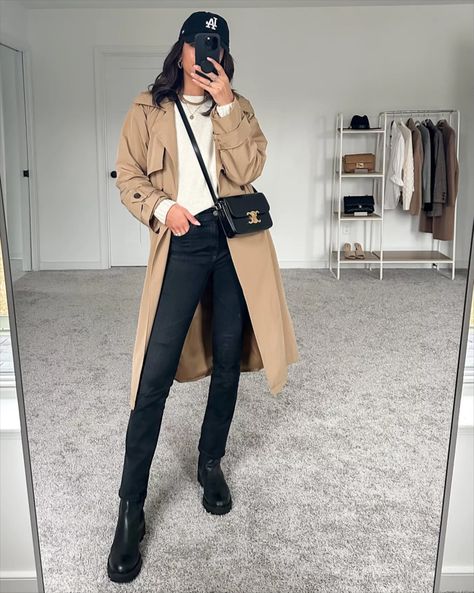 Black Jeans Trench Coat Outfit, Lightweight Trench Coat Outfit, Trench Coat Rainy Day Outfit, Women’s Trench Coat Outfit, Trench Coat Outfit Spring, Arizona Outfits, Leggins Outfit, Trench Outfit, York Outfits