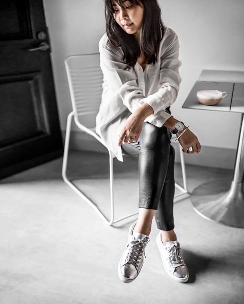 From @BeigeRenegade Instagram Move over white sneaker - Equipment silk shirt, leather pants, sneakers outfit inspiration Metallic Sneakers Outfit, Silver Sneakers Outfit, Silver Shoes Outfit, You're Wonderful, Sneakers Outfit Summer, Trainers Outfit, Sneaker Outfits, Tennis Shoes Outfit, Gray Sneakers