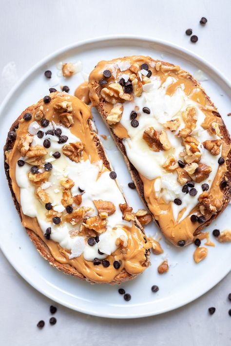 Peanut Butter and Coconut Yogurt Toast | Easy and Healthy Recipe Yogurt Toast, Gourmet Toast, Peanut Butter Toast, Butter Toast, Breakfast Toast, Coconut Yogurt, Toast Recipes, Vegan Breakfast Recipes, Snack Time