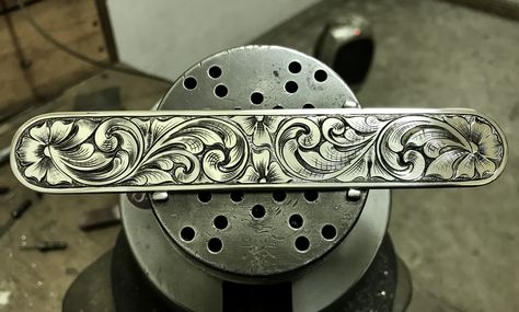 Engraved sterling silver bracelet Silver Engraving Patterns, Metal Engraving Tools, Bird Silhouette Art, Compass Art, Scroll Engraving, Filigree Tattoo, Silversmithing Jewelry, Leather Tooling Patterns, Tooling Patterns