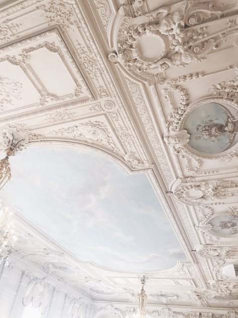 Regal Aesthetic Wallpaper, Ivory Wallpaper Iphone, White Victorian Aesthetic, White Royal Aesthetic, Regal Background, Artist Moodboard, Rococo Aesthetic, Castle Aesthetic, Ethereal Aesthetic