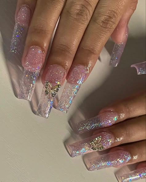 Clear Sparkly Nails Acrylic, Clear Nails With Sparkle Tips, Transparent Nails Glitter, Sparkly Transparent Nails, Sparkly Clear Nails, Aesthetic Baddie Nails, Clear Acrylic Nails With Glitter, Long Clear Sparkly Acrylic Nails, Pisces Nail Art