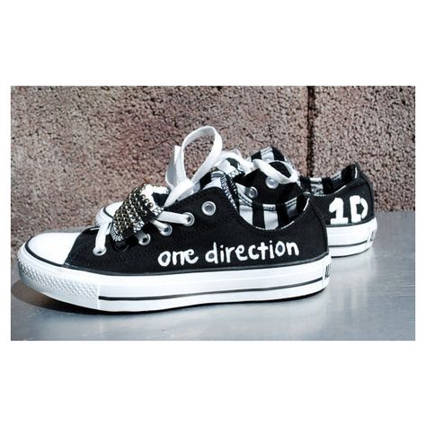 Striped Converse, One Direction Shoes, One Direction Logo, School Black And White, 1d Core, 1d Merch, One Direction Merch, One Direction Outfits, Painted Toms