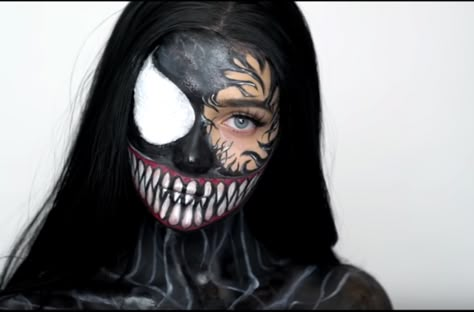 Venom Makeup Halloween, Venom Halloween Makeup, Halloween Character Makeup, Venom Face Paint, Venom Makeup, Venom Halloween Costume, Crazy Halloween Makeup, Venom Costume, Halloweenský Makeup