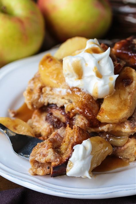 This Apple Bread Pudding is one of our favorite fall desserts! Sweet brioche bread soaked in a rich custard with buttery apples and homemade caramel sauce! Brioche Pudding, Apple Bread Pudding, Bread Pudding With Apples, Homemade Caramel Sauce, Apple Dessert Recipes, Brioche Bread, Apple Bread, Homemade Caramel, Apple Desserts