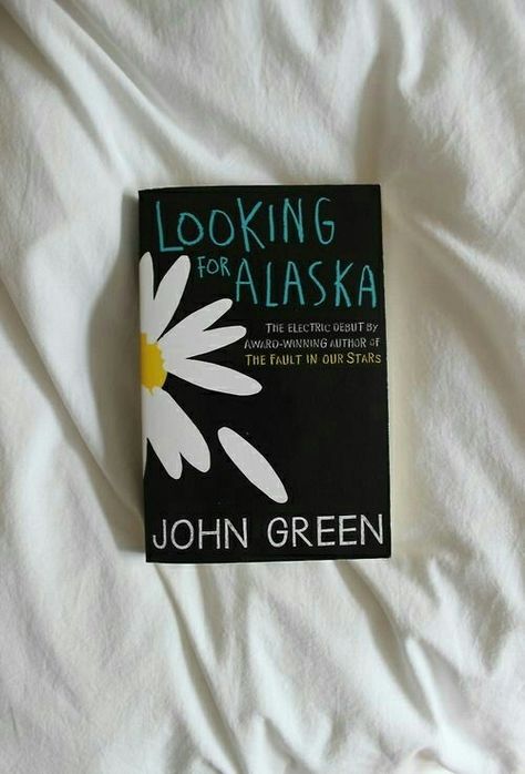 Looking For Alaska Book, Alaska Book, Future Library, John Green Books, Book Library, Looking For Alaska, Unread Books, Poetry Book, Book Worm