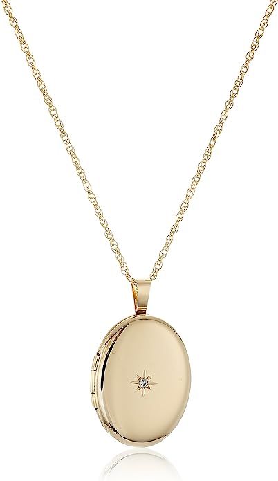 Amazon.com: Amazon Collection 14k Yellow Gold-Filled Oval Locket with Diamond-Accent, 20" : Clothing, Shoes & Jewelry Diamond Locket, Engraved Locket, Oval Locket, Gold Locket, Amazon Essentials, Heart Locket, Oval Pendant, Locket Necklace, Spring Rings