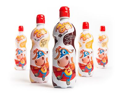 Moo Goo Syrups Korean Diet Plan, Super Cow, Kids Yogurt, Kids Drinks, Yogurt Packaging, Kids Packaging, Kids Juice, Milk Packaging, Creative Package Design