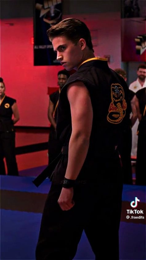 Tanner Buchanan Cobra Kai, Witcher 4, Stranger Things 5, Top Netflix Series, Squid Game Season 2, Robbie Keane, Cobra Kai Wallpaper, Tanner Buchanan, Luis Guzman