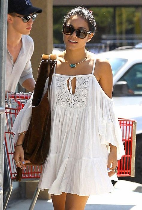 Jens Pirate Booty El Matador Mini Dress in White as Seen On Vanessa Hudgens on shopstyle.com Estilo Vanessa Hudgens, Vanessa Hudgens Style, Boho Styl, Bohemian Style Clothing, Coachella Outfit, Boho Chic Outfits, Outfit Trends, Vanessa Hudgens, Shoulder Cut