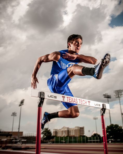 Lubbock, Texas Sports by Sean Sanford, via Behance Sports Action Shots, Sports Media Day Poses, Dynamic Sports Photography, Sports Photography Action, Outdoor Sports Photography, Healthy Meals Recipes, Olympic Shooting Sports, Sports Photography Action Shutter Speed, Breakfast Diet