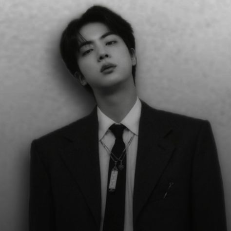 Images Terrifiantes, Military Husband, Taehyung Aesthetic, Bts Black And White, Bts Young Forever, Jin Jhope, Kim Jin, Gq Magazine, Gray Aesthetic