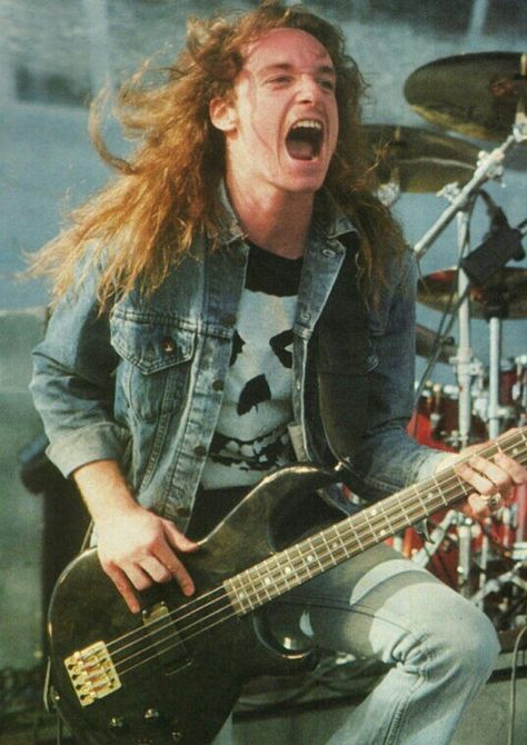 Cliff Burton wearing Misfits Shirt. Metallica Art, Jason Newsted, Cliff Burton, Robert Trujillo, Master Of Puppets, Pet Shop Boys, Musica Rock, James Hetfield, Heavy Metal Music