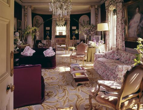 Reddish House, the Drawing Room looking south to the Garden. Source: The Cecil Beaton Studio Archive at Sotheby’s 1960s Mansion, Aubergine Walls, Wilton House, Sussex England, Elegant Interior Design, Cecil Beaton, Costume Designer, Elegant Interiors, Great Design