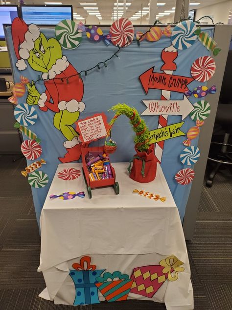 The Grinch Desk Decorations, Grinch Cubical Decorations, Office Grinch Decorations, The Grinch Cubicle Decorations, Grinch Themed Office Decorations, Whooville Cubicle Decorations, Grinch Office Decorations, Grinch Desk Decorations, Christmas Desk Decorations Work Spaces