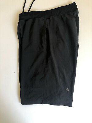 Mens Lululemon Shorts, Lululemon Mens Shorts, Lululemon Mens, Lulu Shorts, Gym Workouts For Men, Presents For Boys, Men's Activewear, Family Presents, Gym Fits