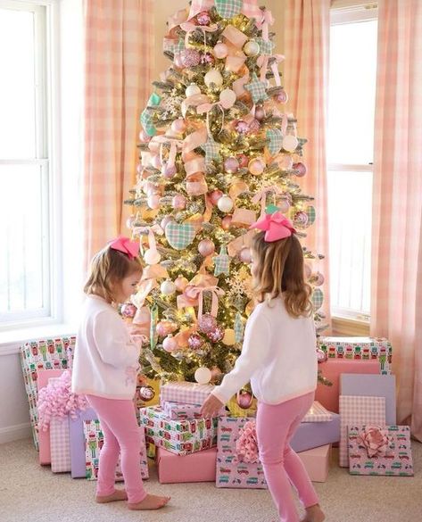 The Beaufort Bonnet Company on Instagram: "Trim the tree with T.B.B.C. 🎀🎅🏼 ONLY 12 more sleeps! @karahayenga , please complete the LDF! #tbbcchristmas #makememories #putabowonit #pinkplease" Beaufort Bonnet Company, Beaufort Bonnet, December 13, T B, Future Life, The Tree, Sleep, Trim, Christmas