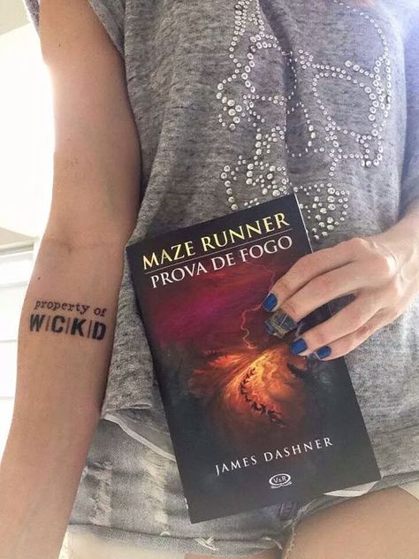 Maze Runner Tattoo, Maze Tattoo, Dylan O'brien Maze Runner, Runner Tattoo, Maze Runner Trilogy, Maze Runner Movie, Newt Maze Runner, Maze Runner Series, The Maze Runner