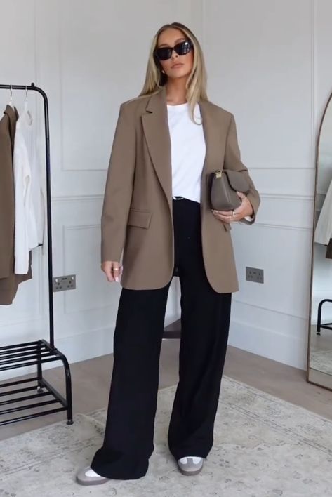 Grey With Beige Outfit, Dark Beige Blazer Outfit, Tan Tailored Pants Outfit, Sales Outfits For Women Business, 50 Degree Weather Outfit Fall Work, Office Outfits Women Winter 2024, Baggy Blazer Outfit, Office Smart Casual Women, Cream Jeans Outfit Fall