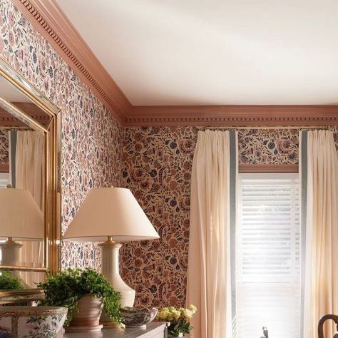 Elizabeth Eakins on Instagram: "Wowza! The most beautiful dining room by @jenjusticeinteriors making our Cormandal printed grasscloth sing. We just love it! 📷 @jeff_jones_photo #elizabetheakins #hollandandsherry #wallpaper #interiordesign #ctdesign" Elizabeth Eakins, Jeff Jones, Beautiful Dining Rooms, November 2, Dining Rooms, Just Love, Love It, Most Beautiful, Dining Room